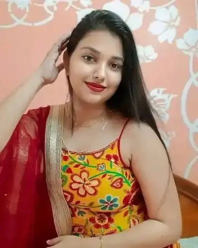 Call Girl in Mayfair Gardens